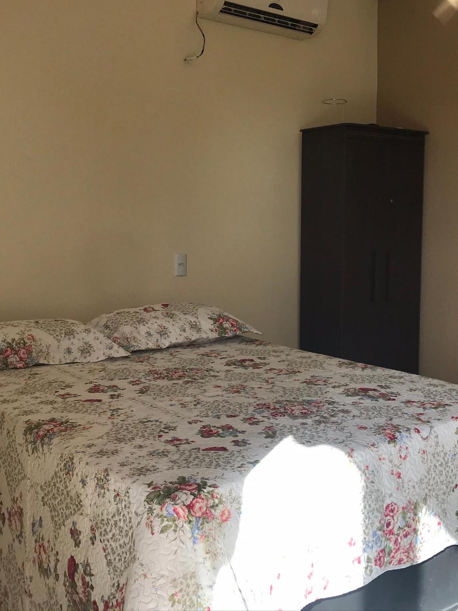 Casa 5Suite Na Rua Do Lazer Пиренополис Экстерьер фото